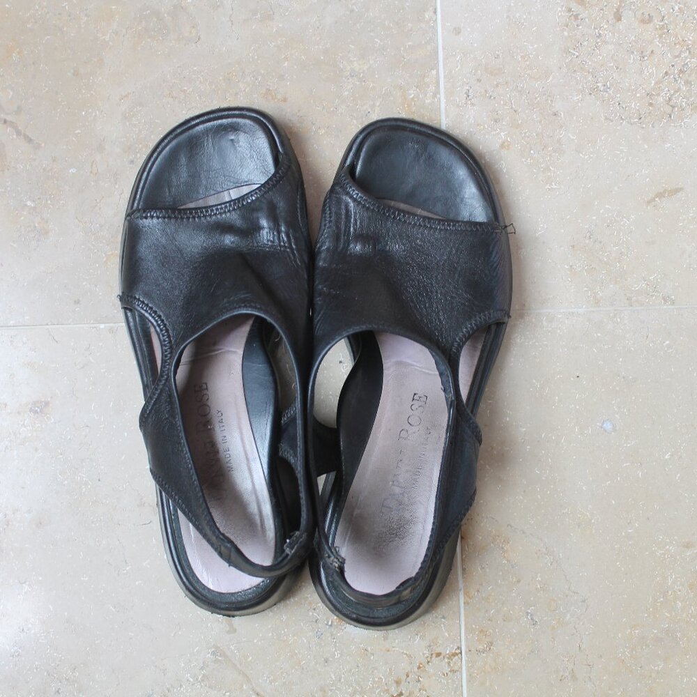 Taryn Rose Black Sandals Stretchy Slingback size 40 made in Italy